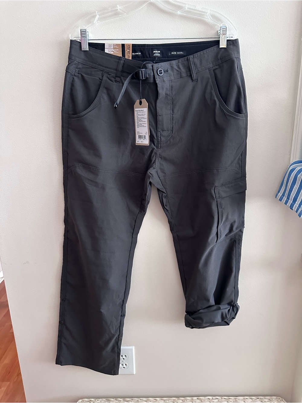 Prana Men's stretch Zion 2 in Iron Grey Pants 33x30 - Picture 2 of 4